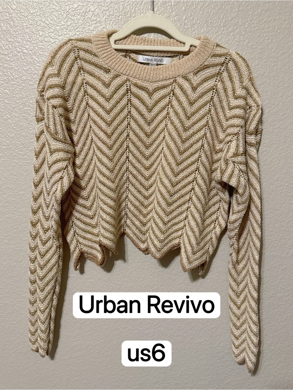Urban Revivo Chevron Knit Cropped Sweater